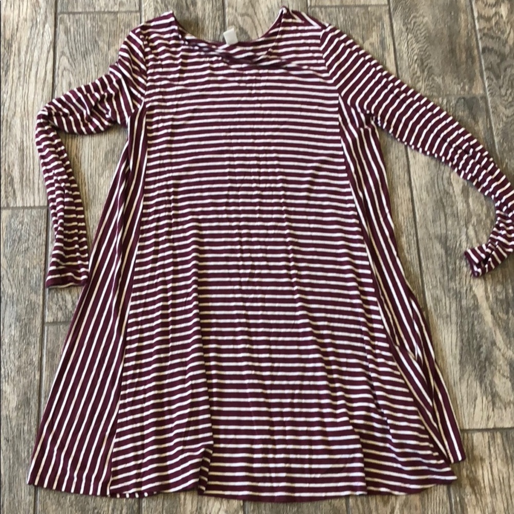Old Navy Garnet and Ivory Swing Dress